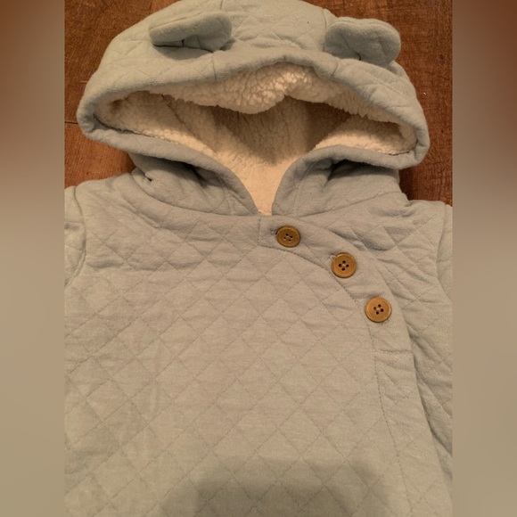 Carter’s 9 months Blue quilted zip-up snow suit/winter outerwear - Picture 2 of 8